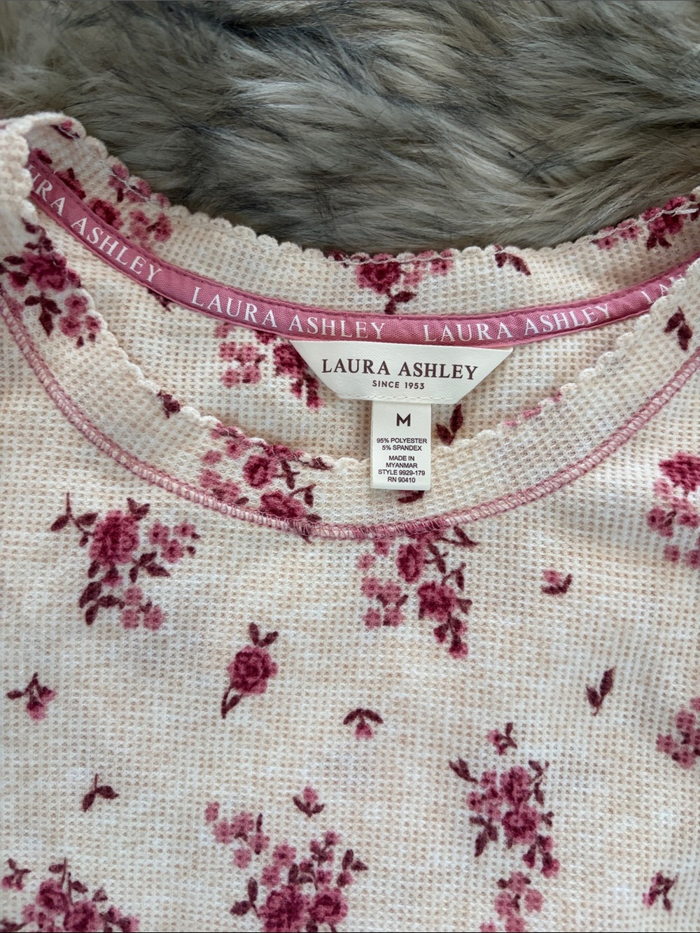 LAURA ASHLEY Thermal Pajama Set Under Garment Set - Picture 6 of 7